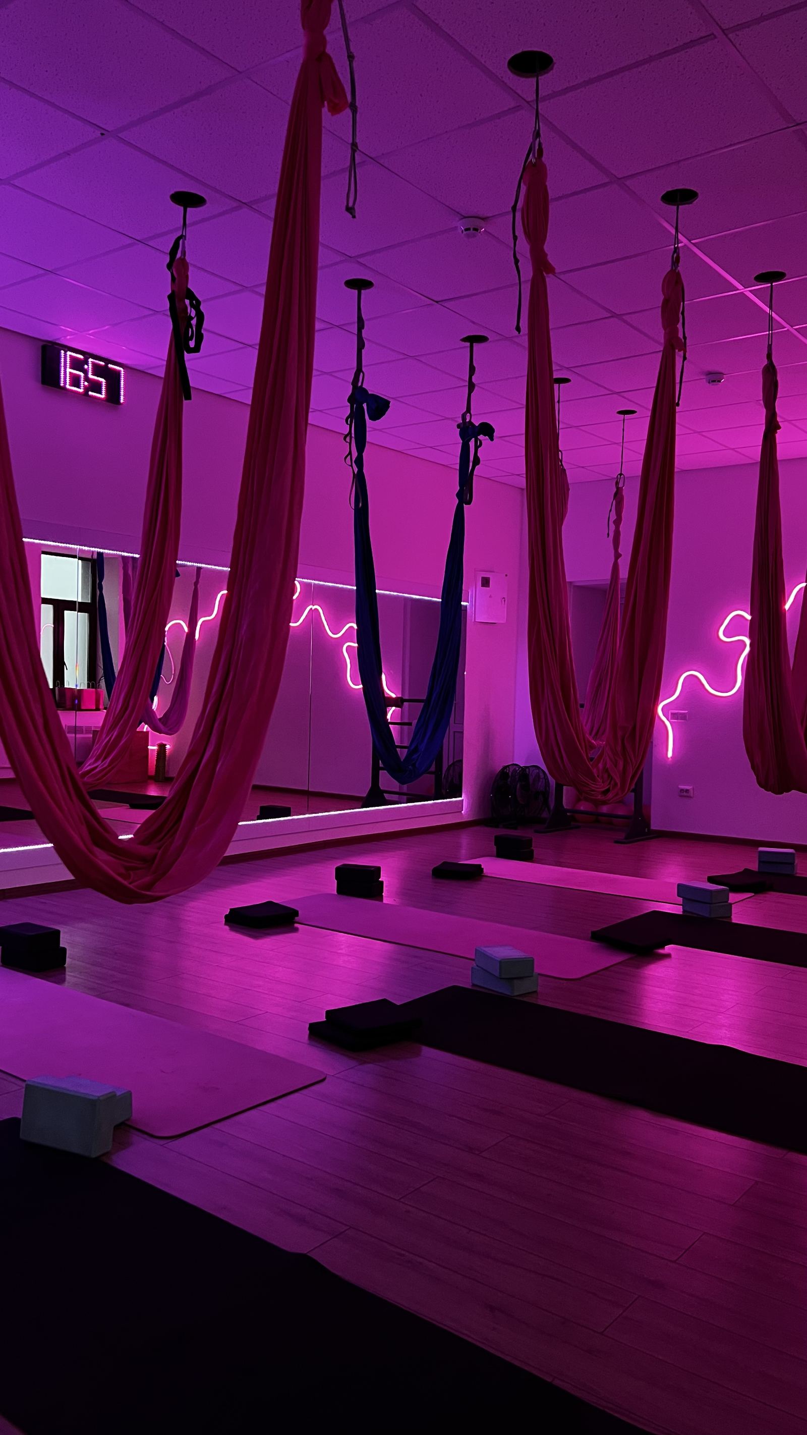 Зал STRETCH CLUB